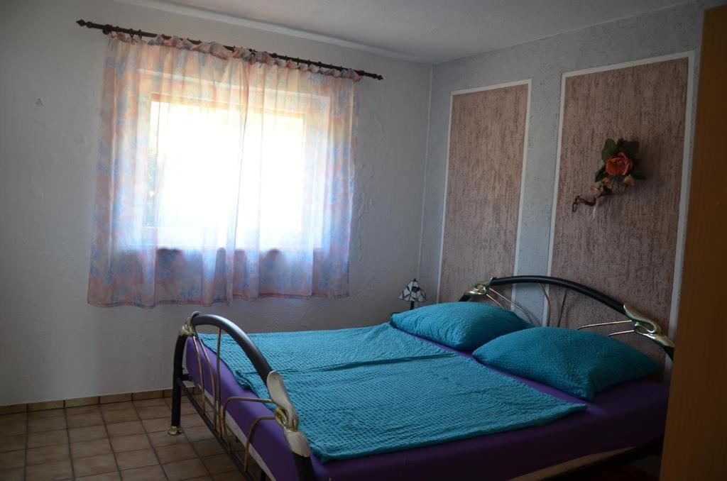 Apartmani Kemac Stara Novalja Exterior foto